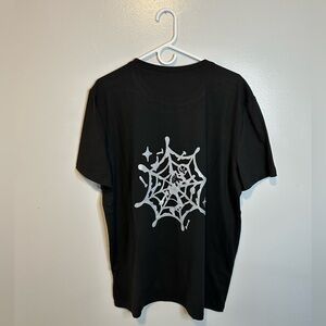 Men’s Graphic Tee Size XL